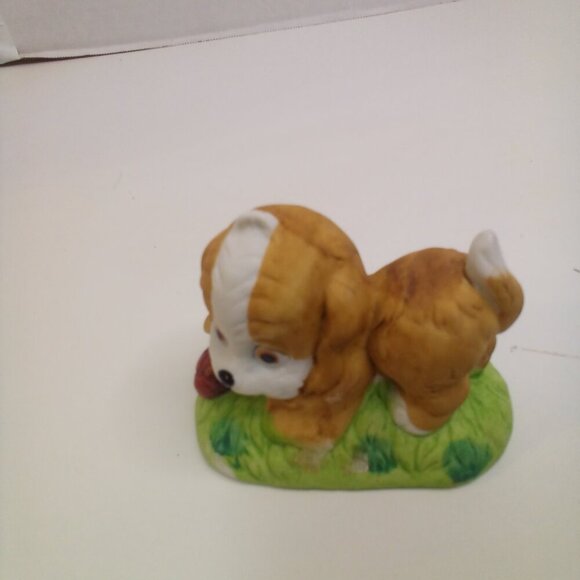 Vintage Big Eyed Dog Puppy Figure Porcelain Hound With Ladybug - Picture 2 of 10